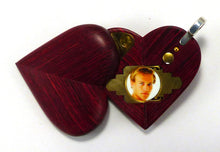 Load image into Gallery viewer, 5248 Thin No Image Wood Illusionist Locket
