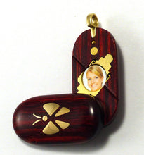 Load image into Gallery viewer, 5782 Gold Butterfly Illusionist Locket
