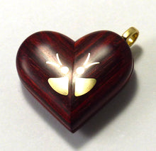 Load image into Gallery viewer, 5782 Gold Butterfly Illusionist Locket