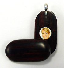Load image into Gallery viewer, 6216 Natural Wood Illusionist Locket