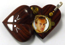 Load image into Gallery viewer, B268 Cremation Ash Silver Butterfly Locket With Secret Compartments