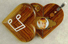 Load image into Gallery viewer, 3080 Thin Piano Music Note Illusionist Locket