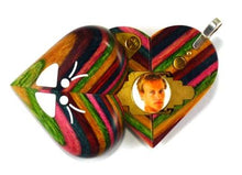 Load image into Gallery viewer, 3101 Thin Unique Wood Illusionist Locket