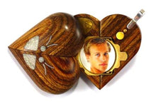 Load image into Gallery viewer, 4159 Slim Magic Wood Illusionist Locket
