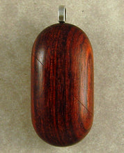 Load image into Gallery viewer, 5186 Magic Heart Illusionist Locket