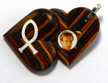 Load image into Gallery viewer, 5448 Natural Cross/Fish Illusionist Locket