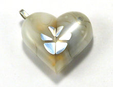 Load image into Gallery viewer, 3944 Thin Silver Butterfly Illusionist Locket
