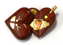 Load image into Gallery viewer, 5768 Rosa Wood Gold Butterfly Illusionist Locket
