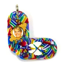 Load image into Gallery viewer, 1960 Thin Confetti Acrylic Butterfly Illusionist Locket
