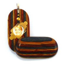 Load image into Gallery viewer, 3360 Thin No Image Wood Illusionist Locket
